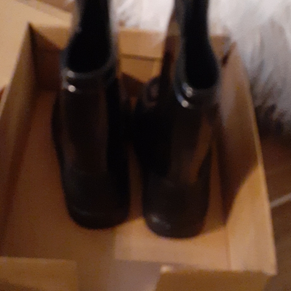 Kids Rain Boots - Picture 3 of 4